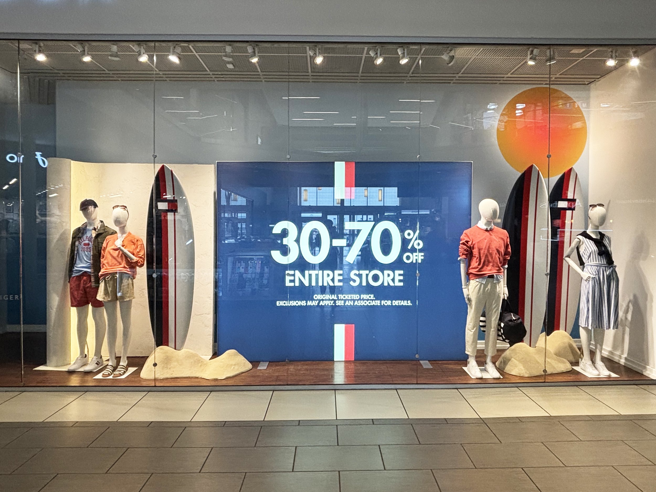 TOMMY HILFIGER - SUMMER 2025