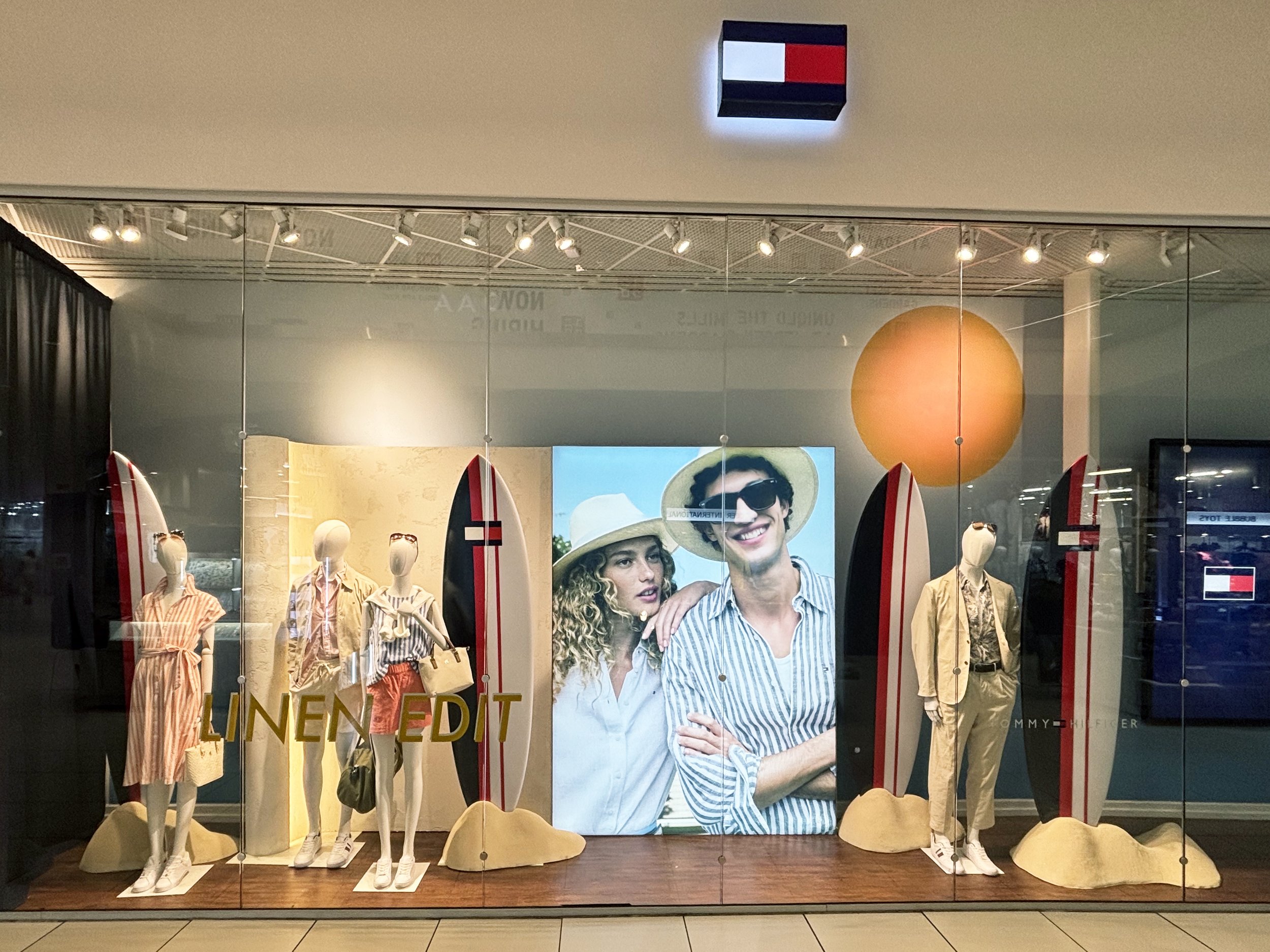 TOMMY HILFIGER - SUMMER 2025