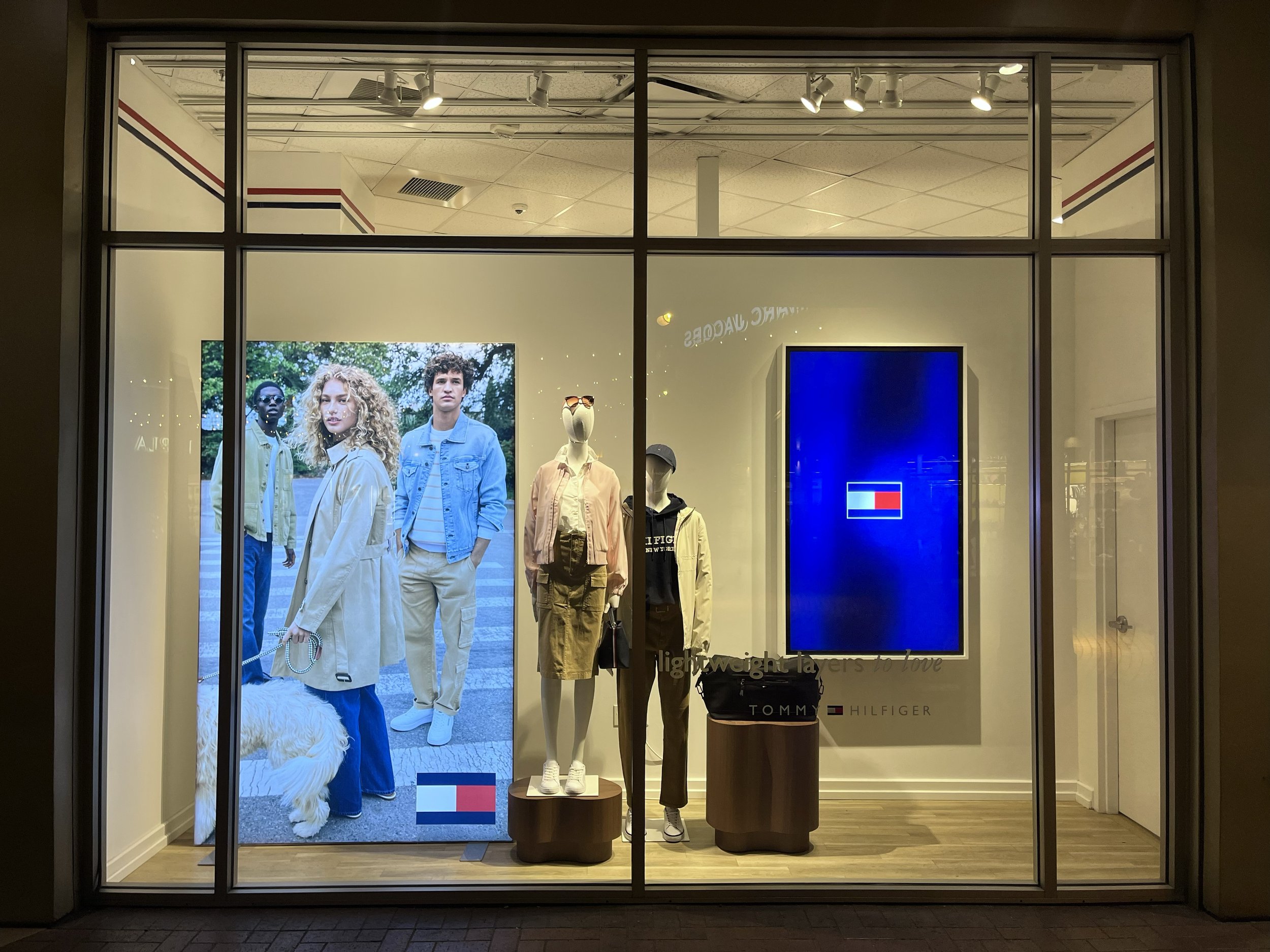 TOMMY HILFIGER - SPRING 2025