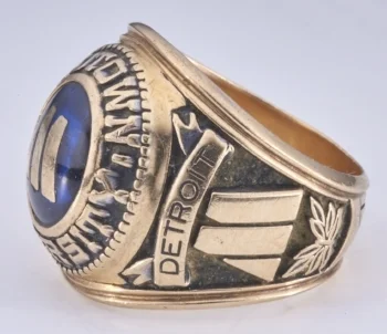 Motown U: college ring for the Class of '71