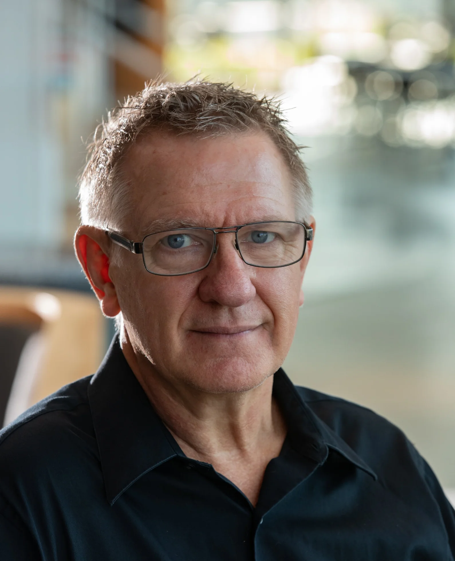 Let's talk pictures! From photo requests to technical questions, feel free to contact me. I look forward to hearing from you.