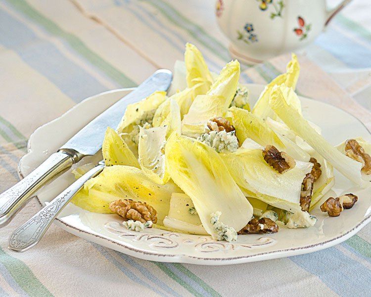 What Is an Endive and How Do You Cook With It?