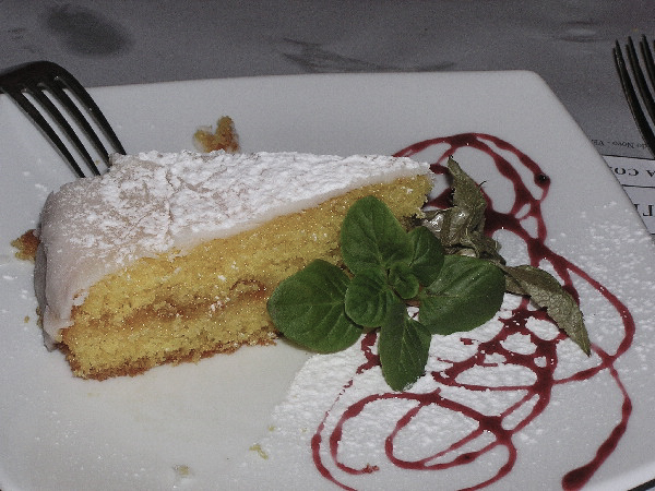 Light Lemon Torte