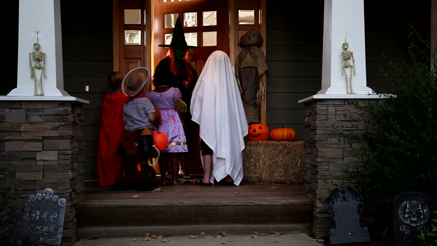 trick-or-treating- Oct blog.jpg