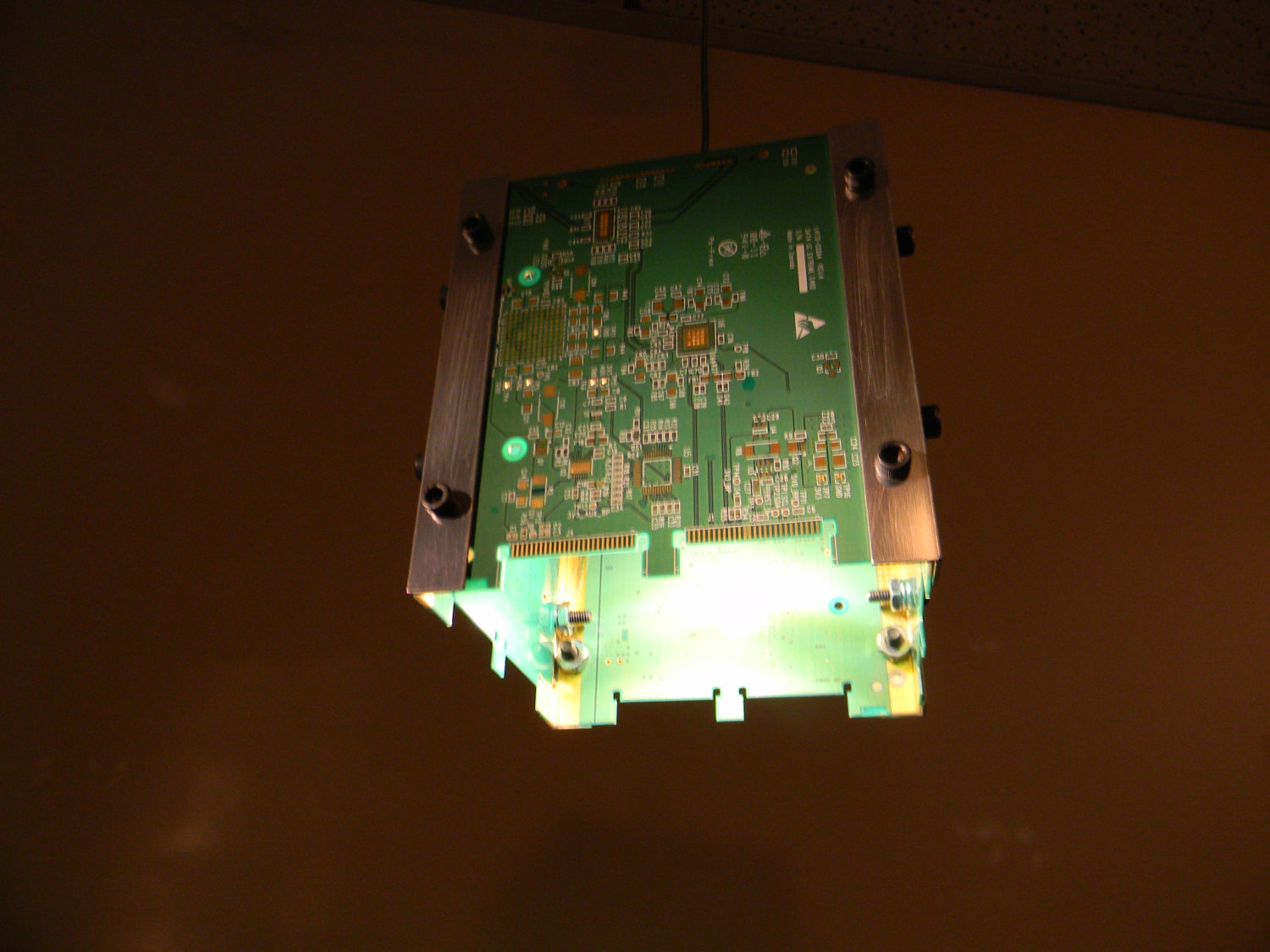 Creative upcycling artist and customer, Albin Wandeler has an eye for the unconventional and handcrafted this beautiful circuit board pendant lamp, making brilliant use out of what otherwise would have been destined for the shredder. 