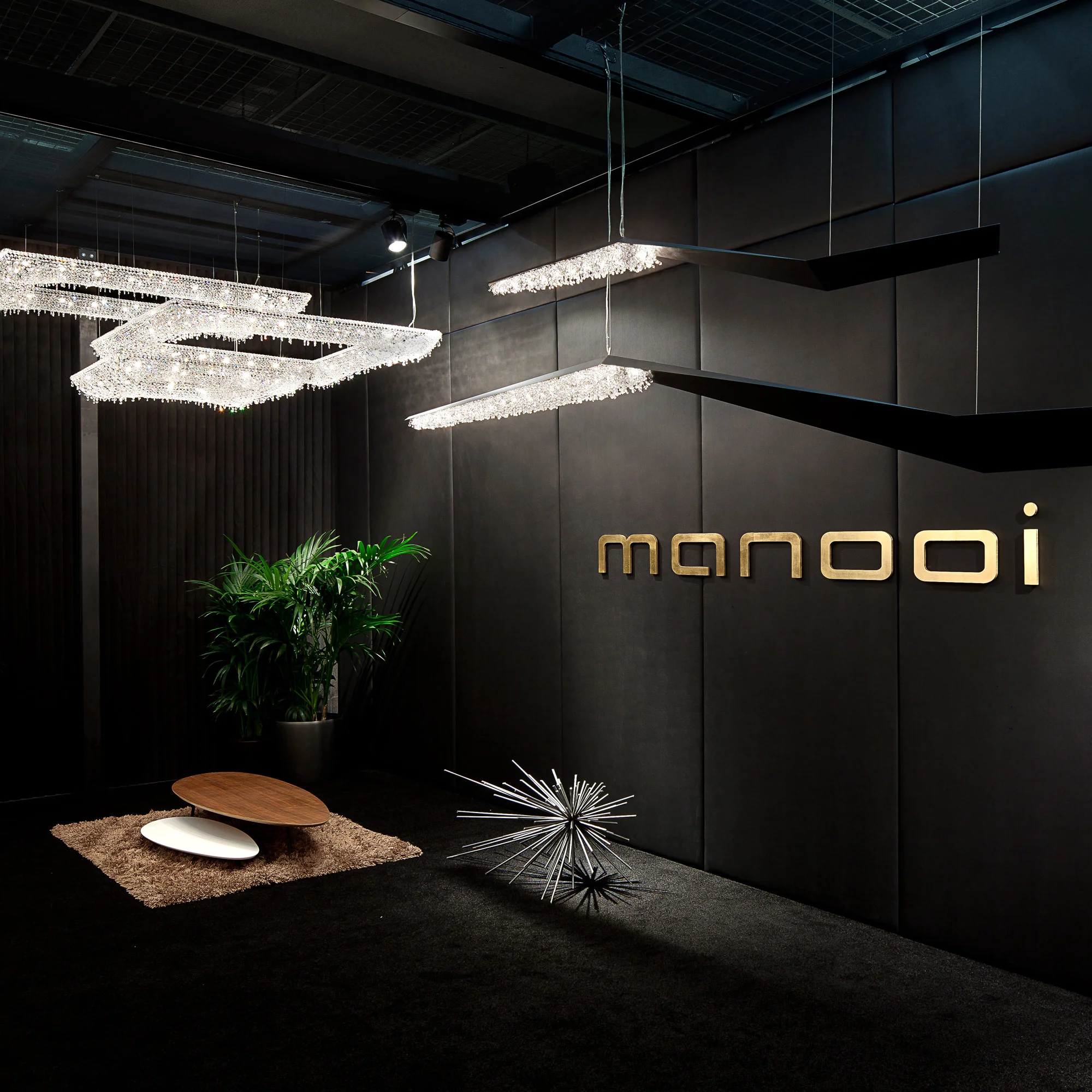 Manooi_0089_cover.jpg