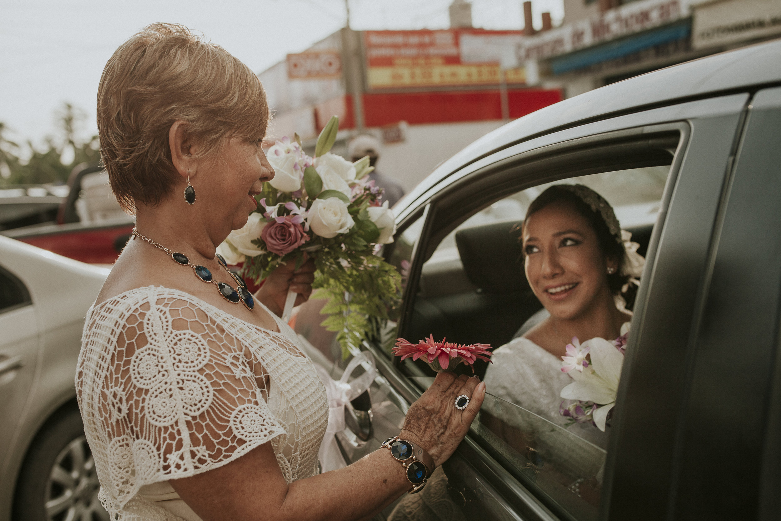 Fotografo-de-bodas-destino-Mexico-wedding-destination-photographer-san-miguel-de-allende-guanajuato-queretaro-boho-bohemian-bohemio-chic-editorial-carotida-photographer-sayulita-nayarit