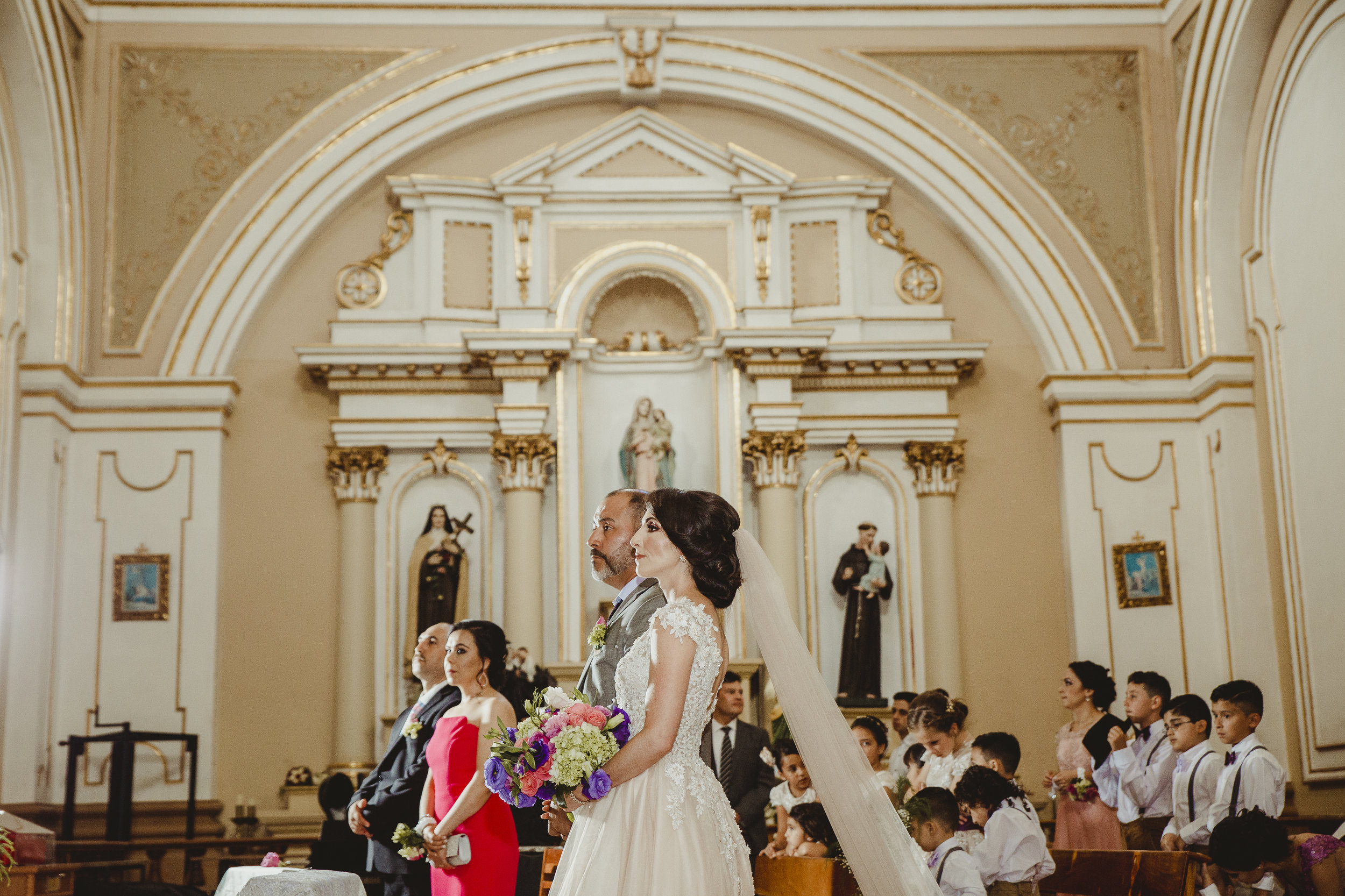 Fotografo-de-bodas-destino-Mexico-wedding-destination-photographer-san-miguel-de-allende-guanajuato-queretaro-boho-bohemian-bohemio-chic-editorial-carotida-photographer-lago-michoacan-sierra