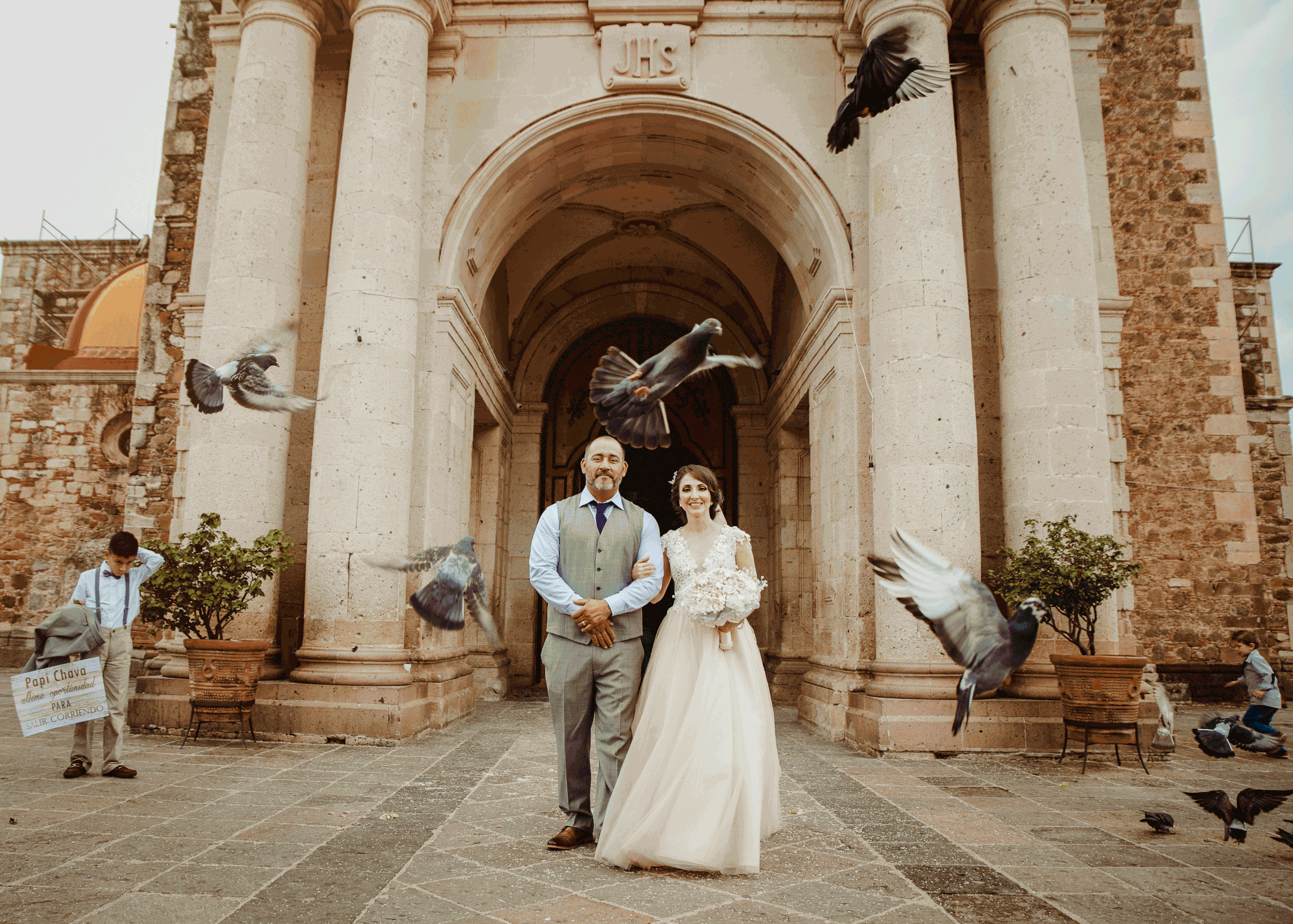 Fotografo-de-bodas-destino-Mexico-wedding-destination-photographer-san-miguel-de-allende-guanajuato-queretaro-boho-bohemian-bohemio-chic-editorial-carotida-photographer-lago-michoacan-sierra