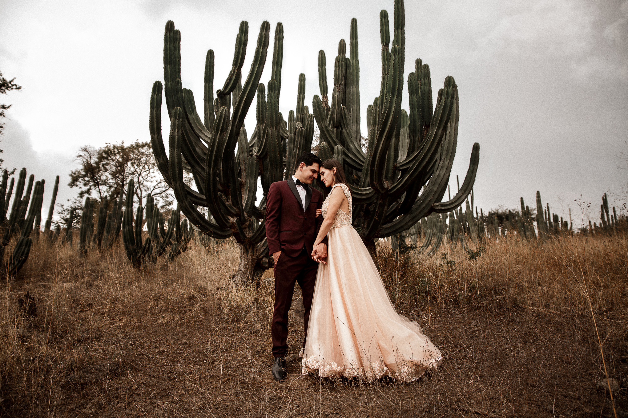 Fotografo-de-bodas-destino-Mexico-wedding-destination-photographer-san-miguel-de-allende-guanajuato-queretaro-boho-bohemian-bohemio-chic-editorial-carotida-photographer-lago-michoacan-los-cabos