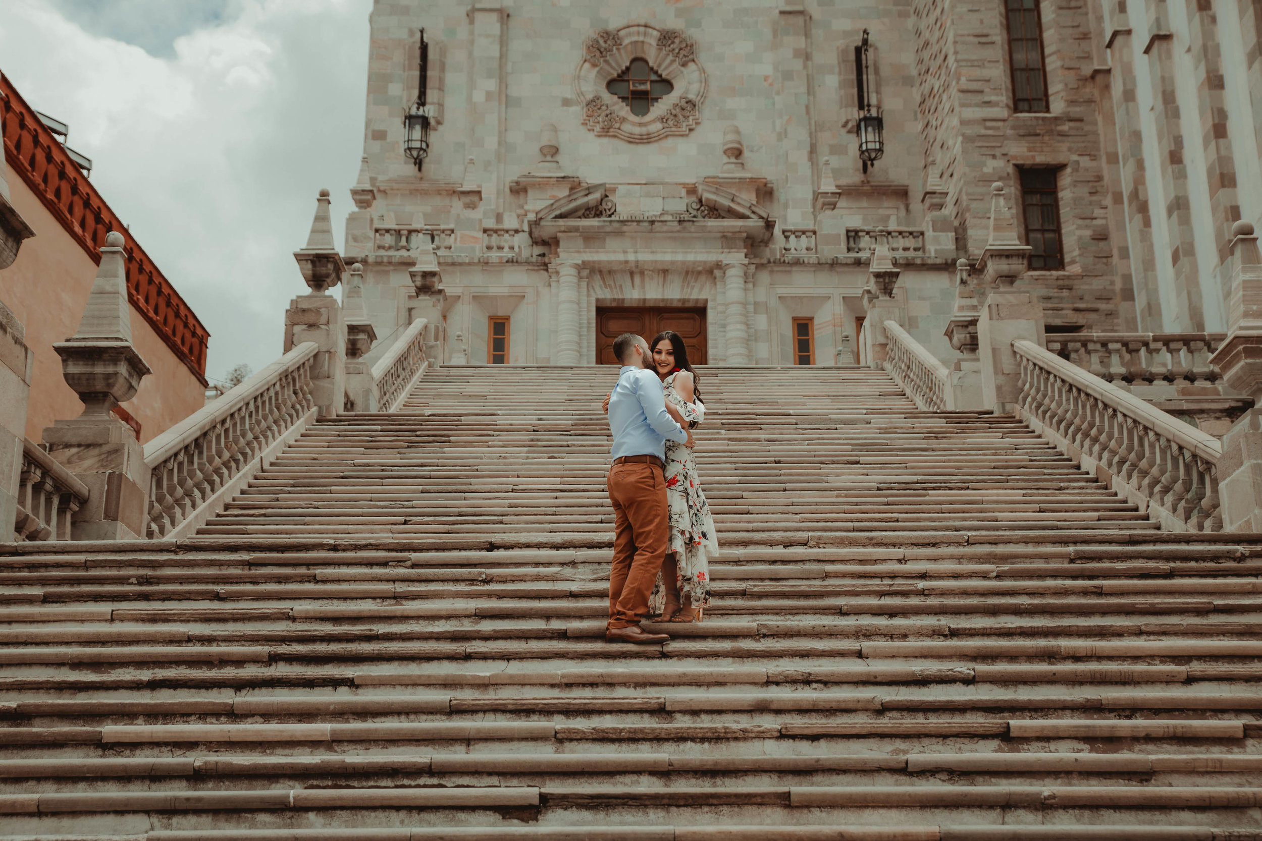 Fotografo-de-bodas-destino-Mexico-wedding-destination-photographer-san-miguel-de-allende-guanajuato-queretaro-boho-bohemian-bohemio-chic-editorial-carotida-photographer-castillo-santa-cecilia