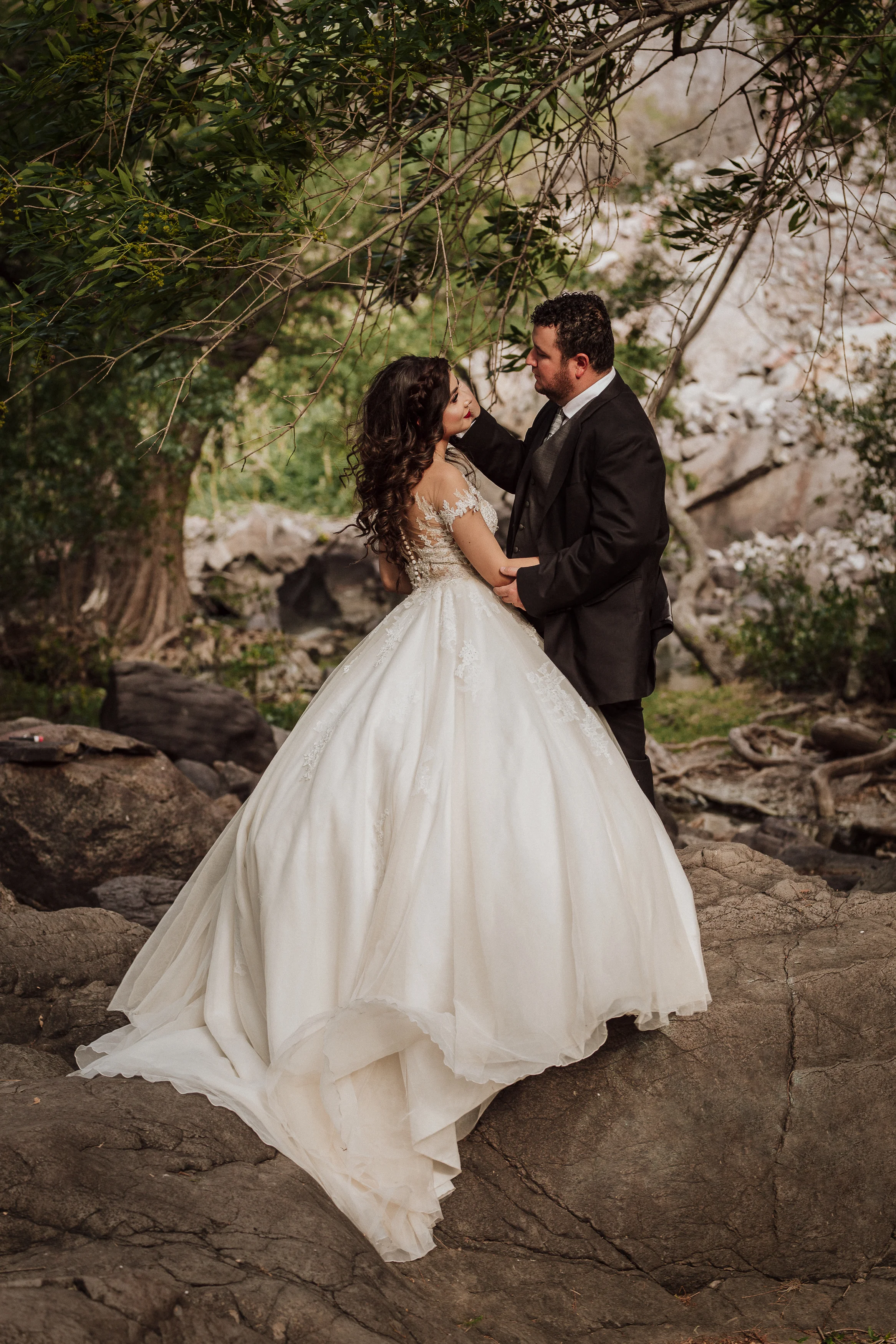 Fotografo-de-bodas-destino-Mexico-wedding-destination-photographer-san-miguel-de-allende-guanajuato-queretaro-boho-bohemian-bohemio-chic-editorial-carotida-photographer-canada-banff-alberta