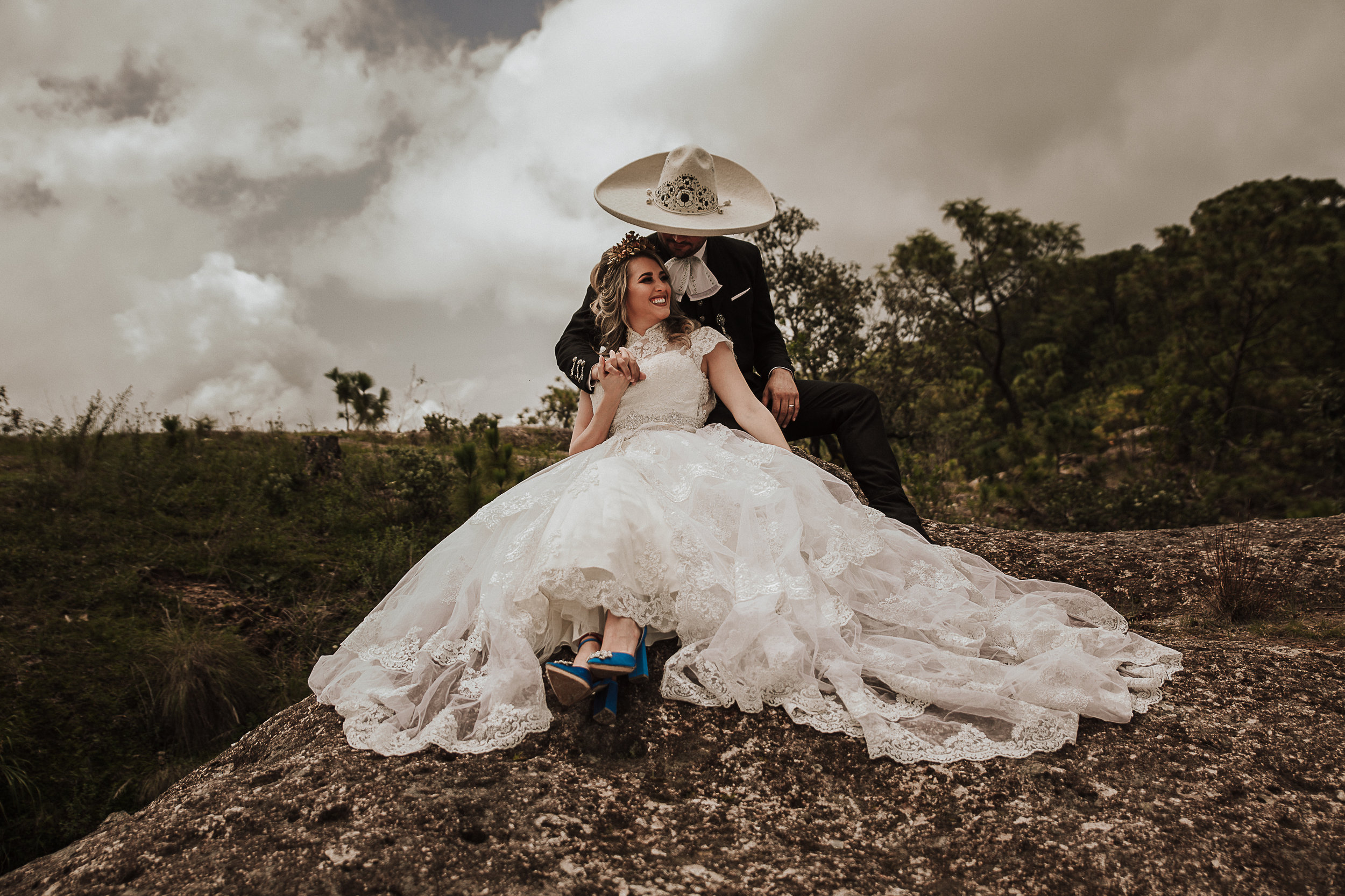 Fotografo-de-bodas-destino-Mexico-wedding-destination-photographer-san-miguel-de-allende-gto-guanajuato-queretaro-boho-bohemian-bohemio-chic-wedding-editorial-wedding