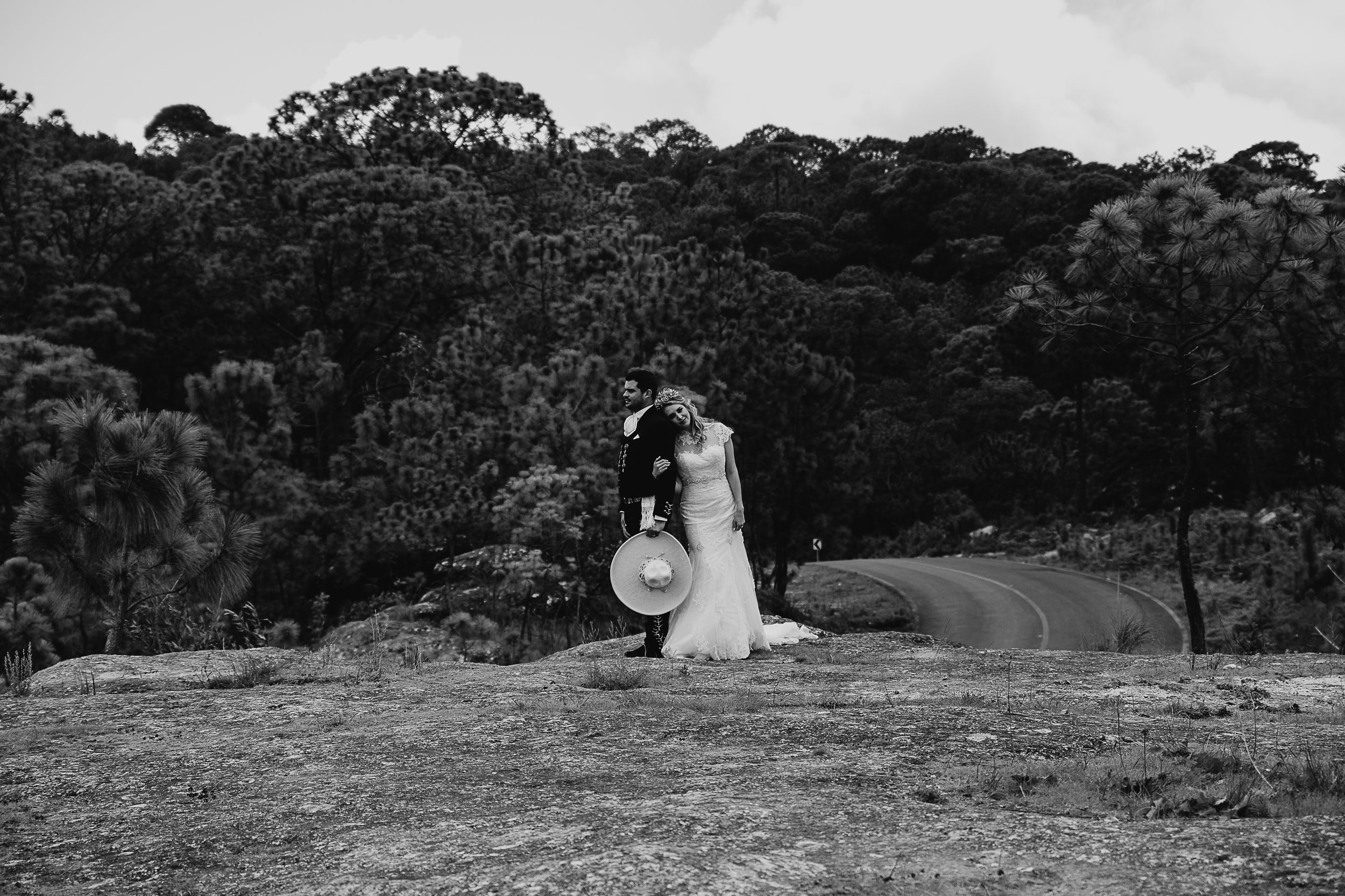 Fotografo-de-bodas-destino-Mexico-wedding-destination-photographer-san-miguel-de-allende-gto-guanajuato-queretaro-boho-bohemian-bohemio-chic-wedding-editorial-wedding-carotida-photographer