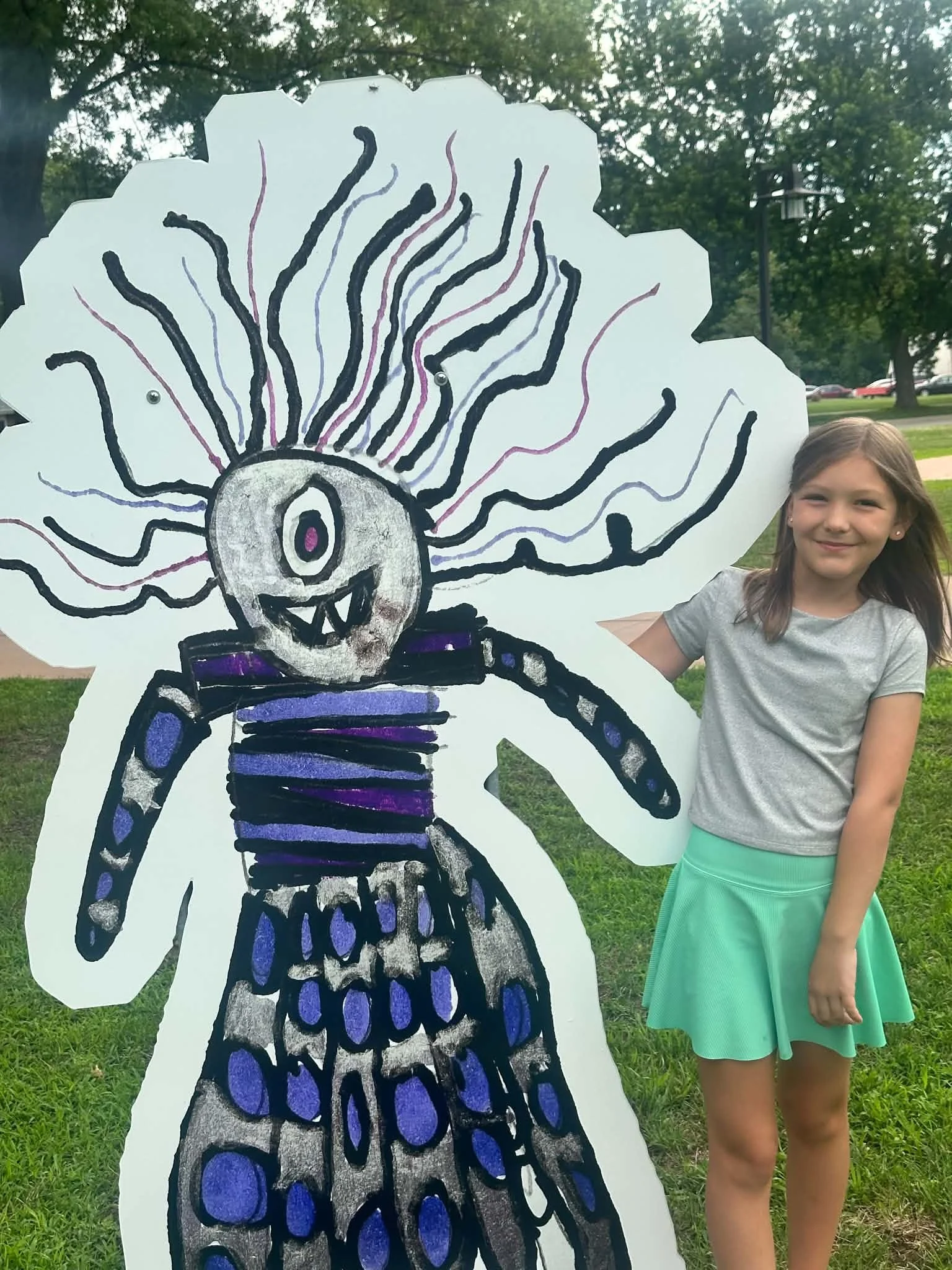 Senta w Creature.jpg