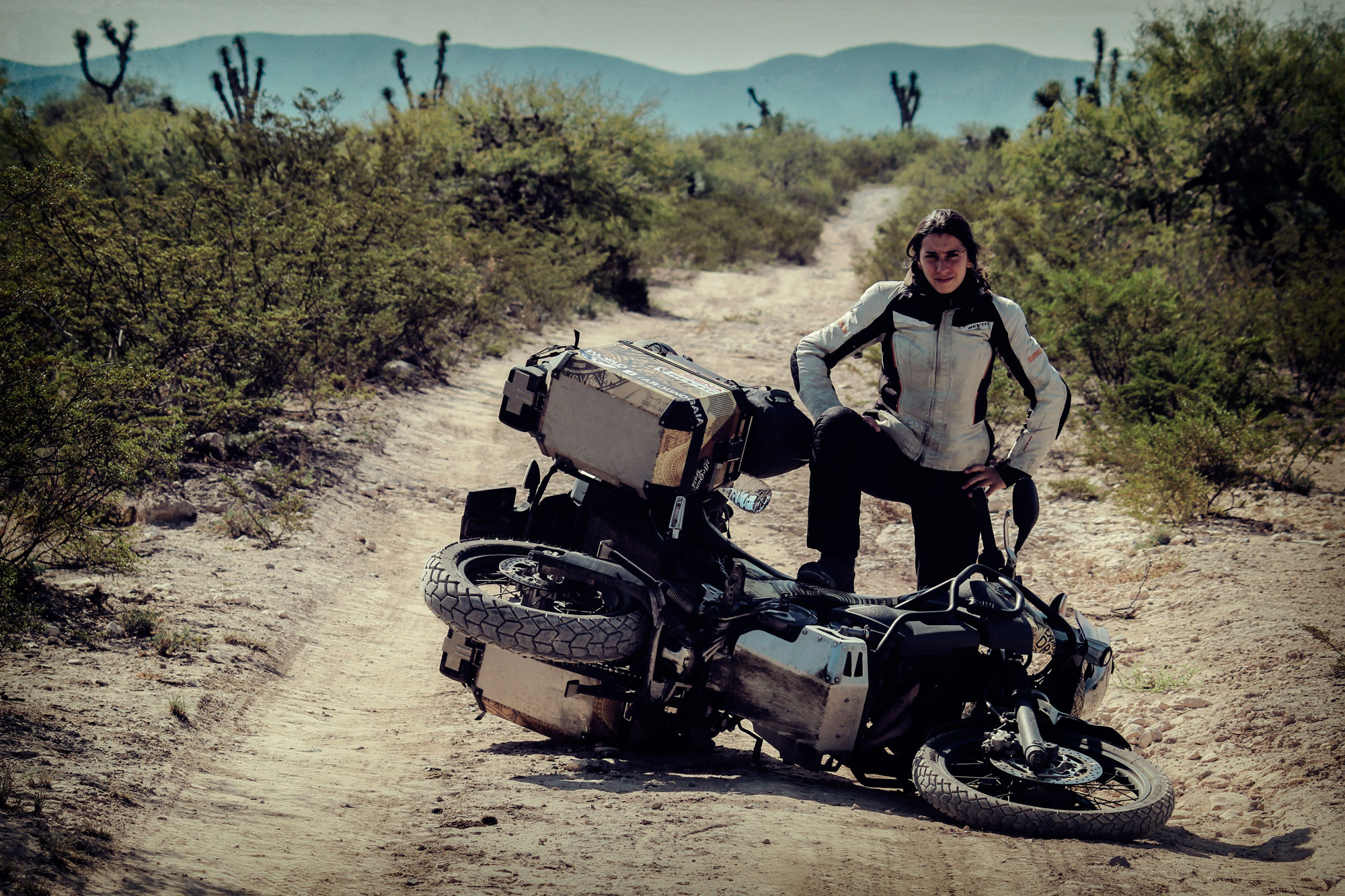Ivana in the Arizona dessert 2016 ©Around Gaia