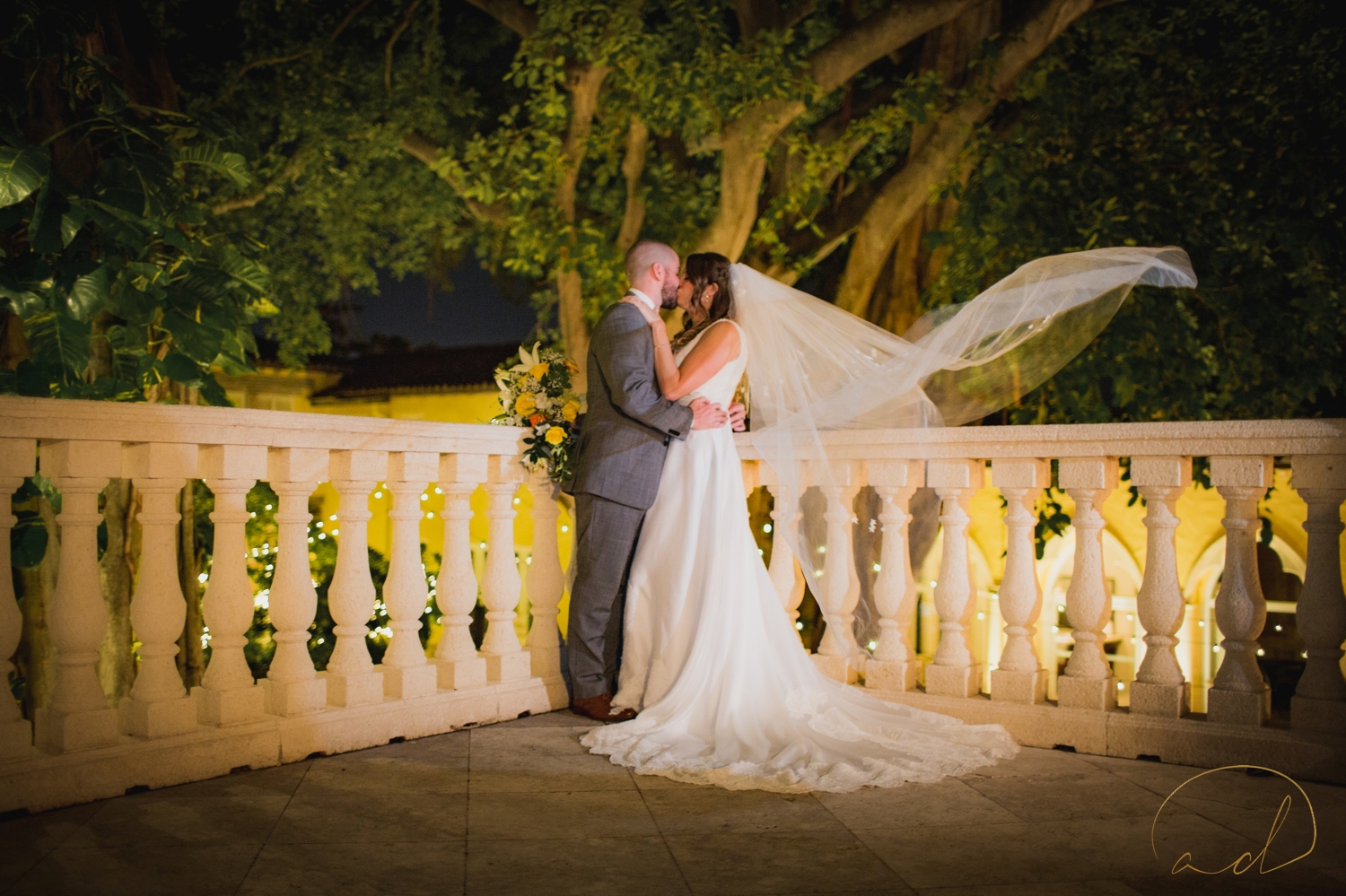 Emma Drew Addison Wedding Documentary Beach First Look Hillsboro Night Ohio State Fall November Florida Best Photographer 29.jpg