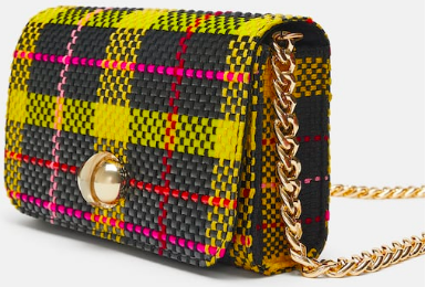 How FUN is this?! Just imagine this Zara crossbody with a simple Tee and jeans… but then BANG! The pop of of this purse. Tres chic!