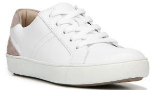 Walk miles and miles in these Naturalizers !
