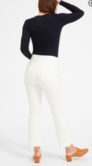 Everlane Kick Crop Jean This is an amazing jean that I HIGHLY recommend! Great cut, fantastic quality!