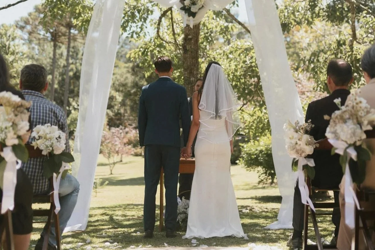 How to Include Family and Cultural Traditions in a Modern Wedding Ceremony