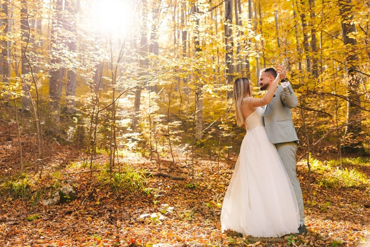 Colorado Fall Wedding Guide: Design, Weather &amp; Ceremony Tips