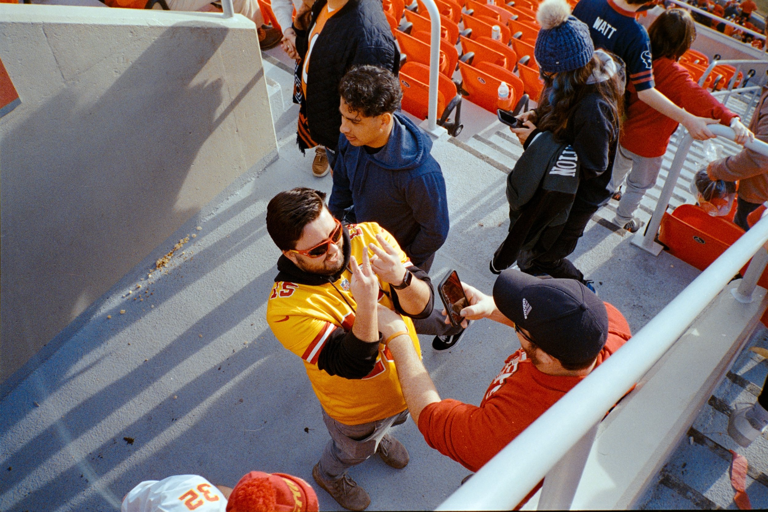 010723 Contax T2 Lomo 800 Small-37.jpeg