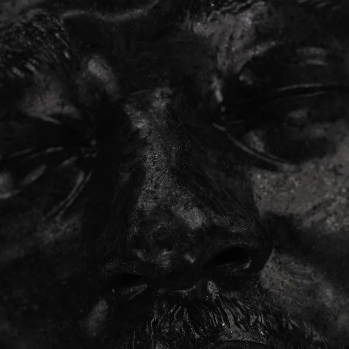 ℌ𝔢𝔞𝔳𝔶 𝔦𝔰 𝔱𝔥𝔢 𝔥𝔢𝔞𝔡 

@kendricklamar &lsquo;crown&rsquo; short visualiser, was supposed to drop post glasto but life, learning Houdini simz💥 sound edit by @kolea.tv  #visualiser #c4d #houdini #kendricklamar #kendrick