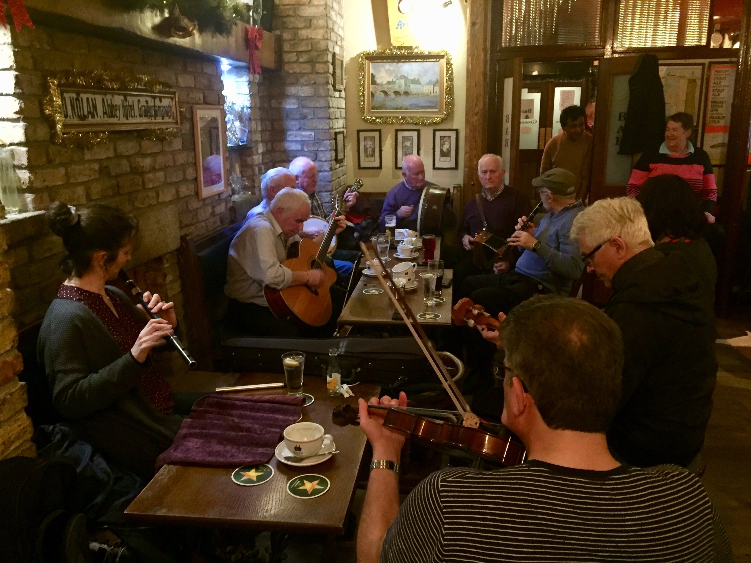 Traditional Irish music session at Mick Doyle’s in Graiguenamanagh