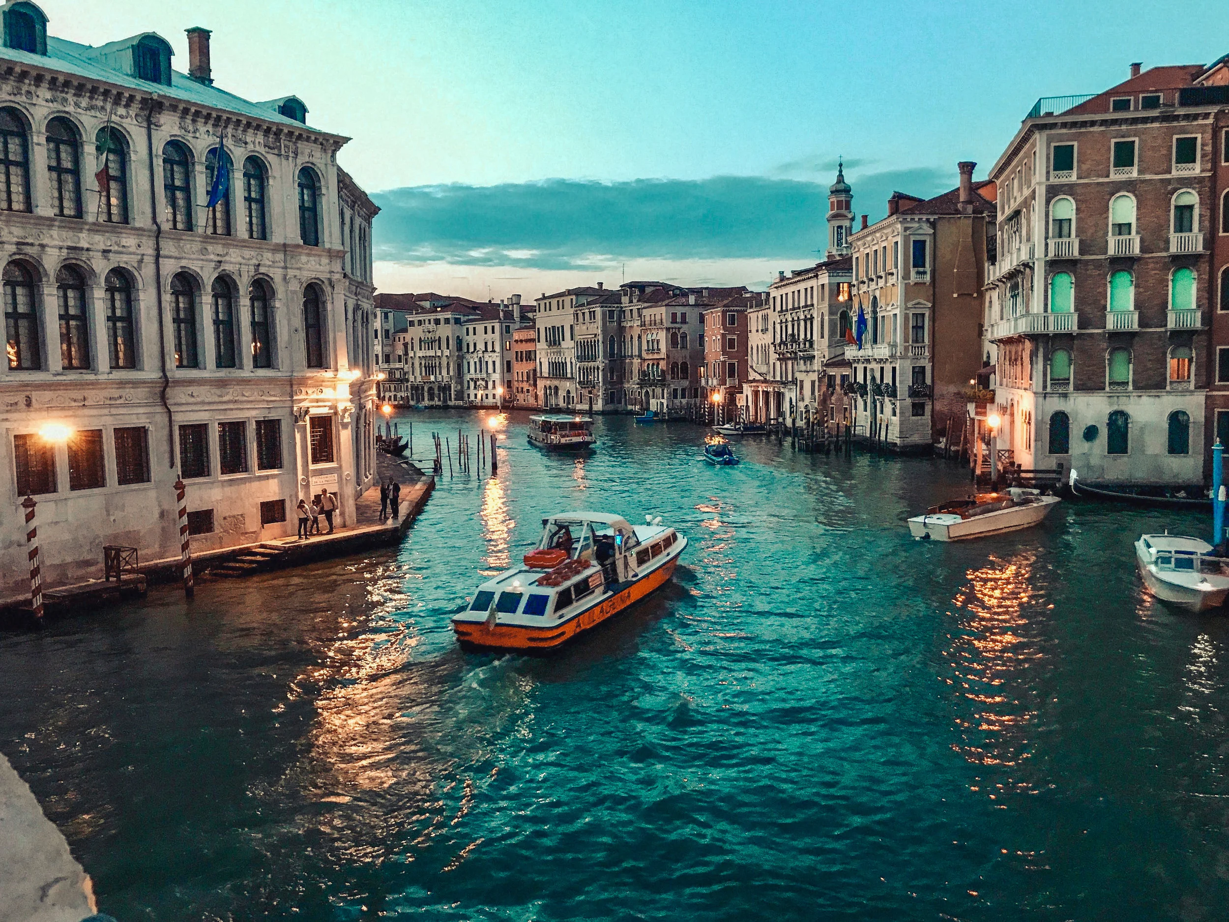 EuroTravelCoach_VeniceItaly.jpg
