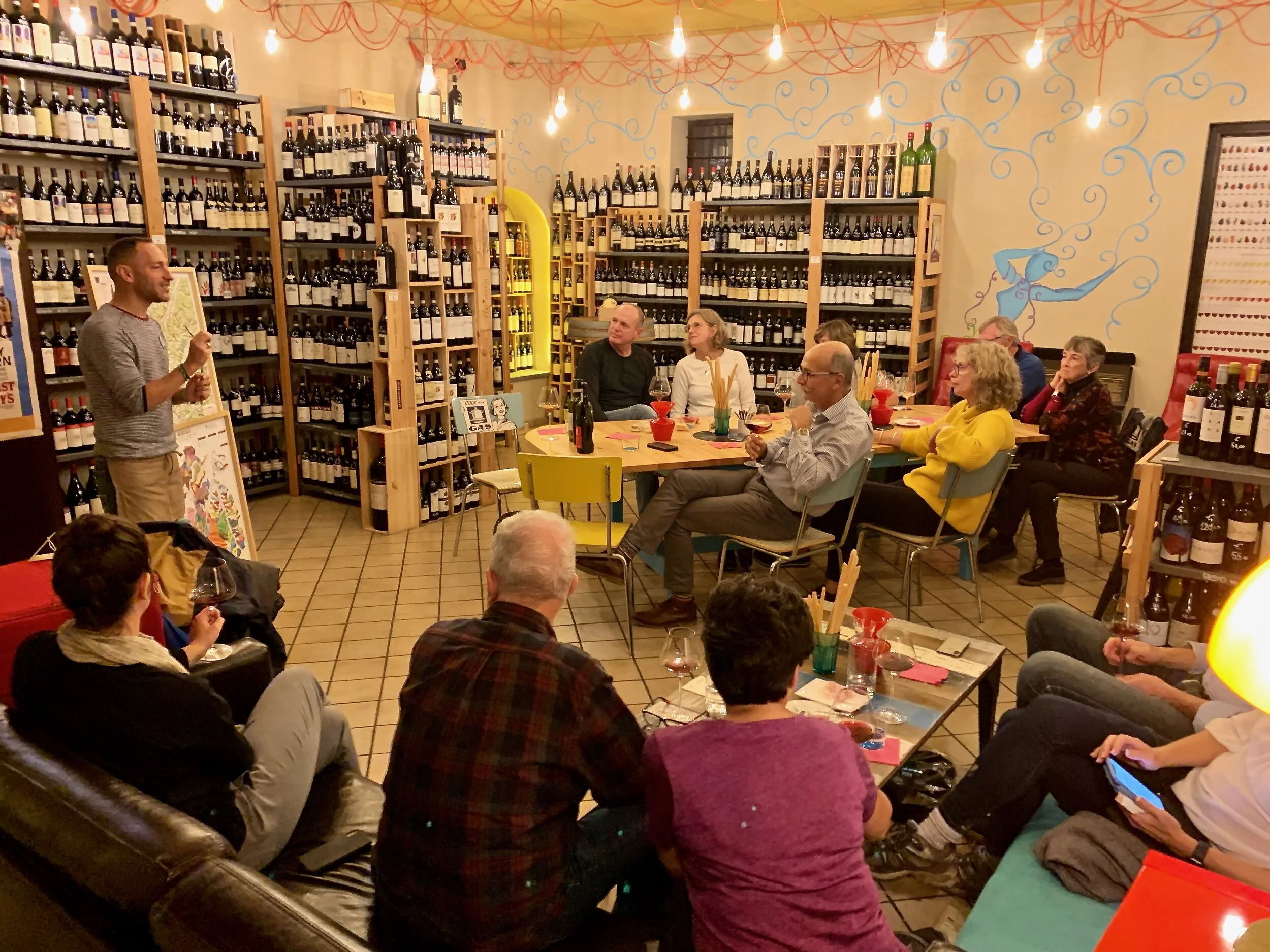 Stefano leading a wine tasting at La Vite Turchese