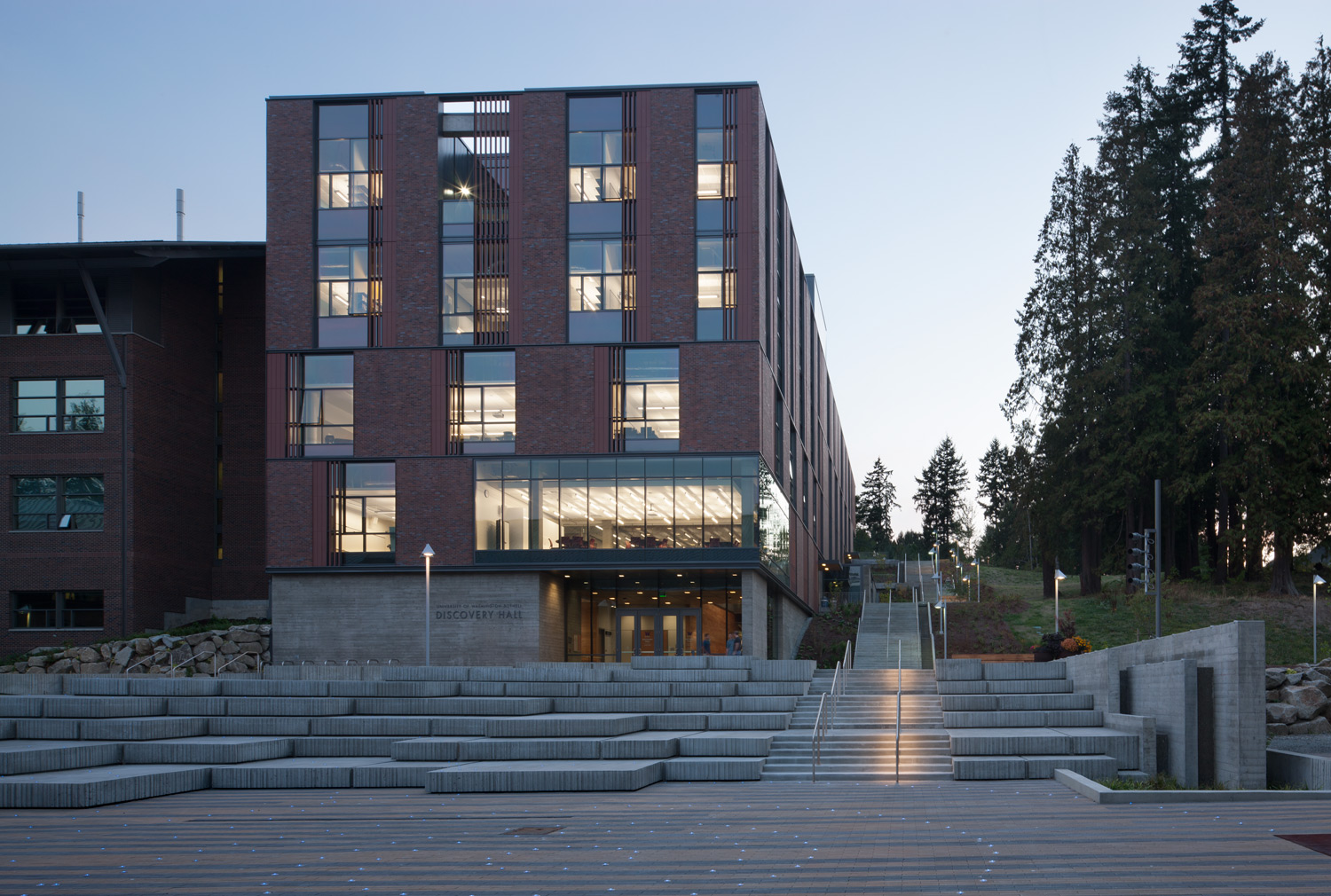 01_LS20140915_uwbothelldisc_018.jpg