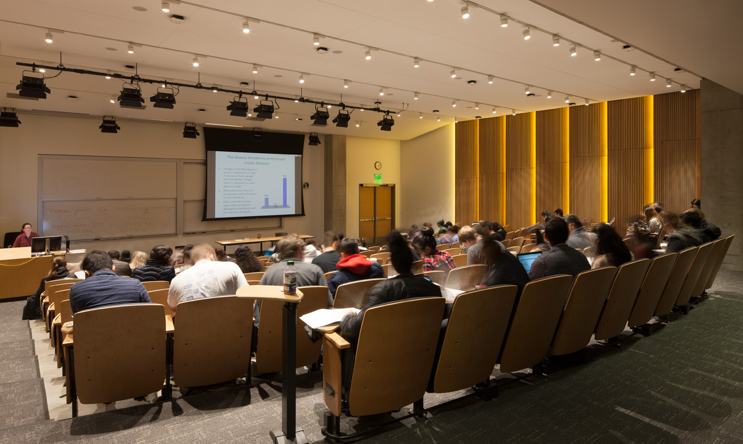06_LS20150210_uwbothelldisc_031.jpg