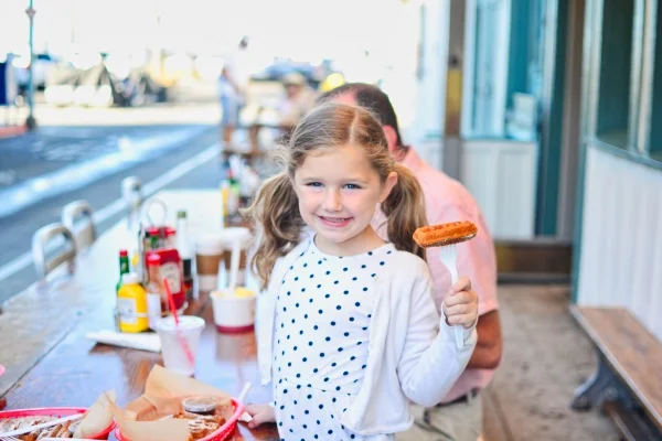 Breakfast at On The Alley in Santa Barbara Harbor