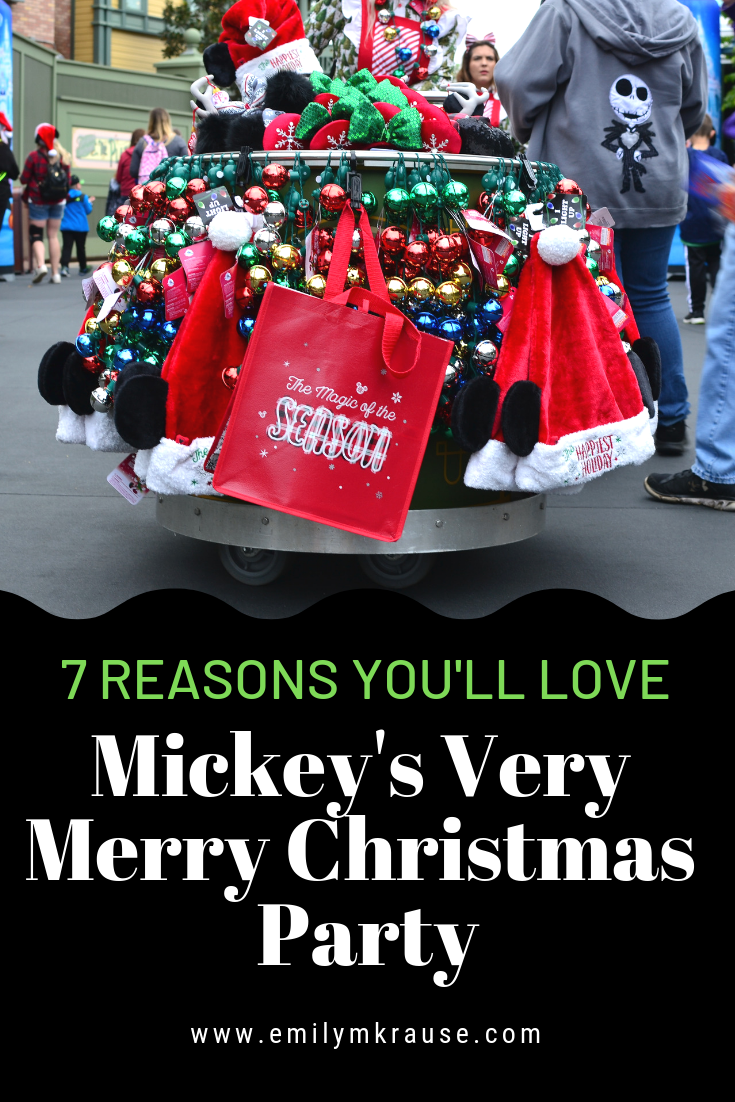 Disney World at Christmas is a magical time. Here are pictures of Mickey's Very Merry Christmas Party 2018, what food to eat, what characters are there, and what to do and see..png