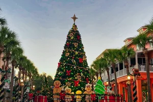 Best Christmas Towns for Families in the United States — A Mom Explores