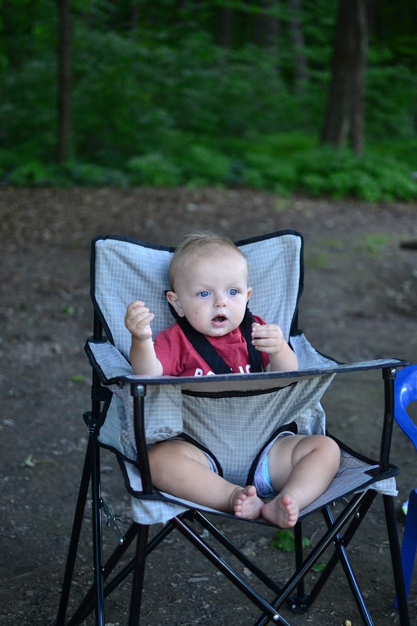 What Know When Camping with A Baby {Tips for Beginners & What to Bring} — Mom Explores | Travel Destination Guides with Kids, Family Vacation Ideas, and more!