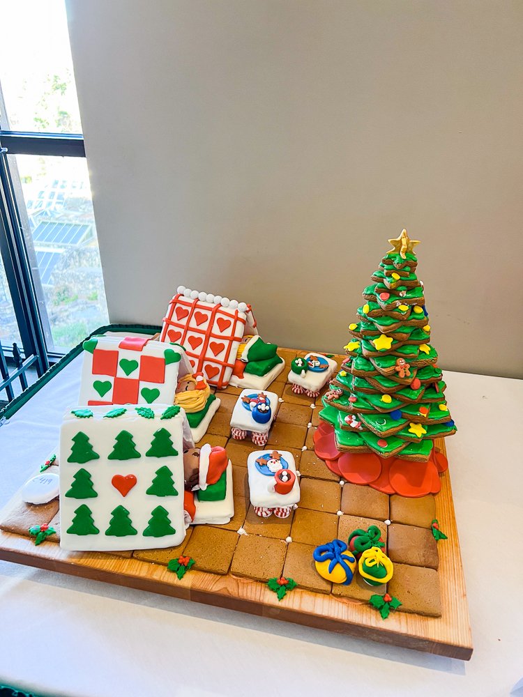 things to do in Asheville with kids at Christmas national gingerbread house competition at the omni grove park inn-1.jpg