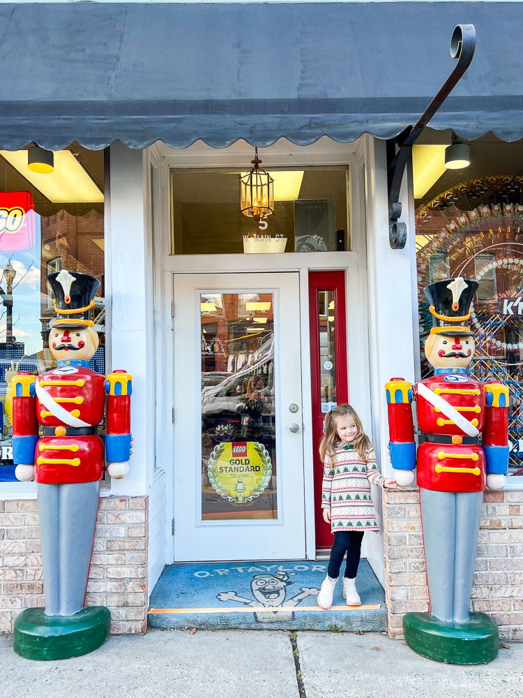 things to do in Asheville with kids at Christmas visit small mountain towns.jpg