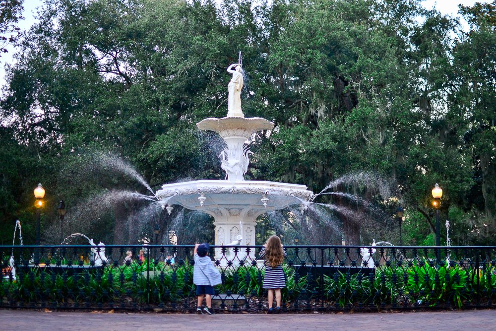 A Day Trip Guide To Savannah Ga With