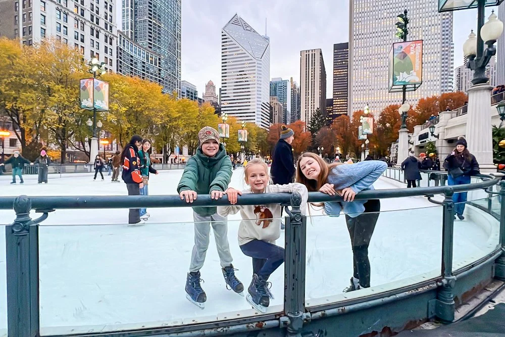 kids ice skating in chicago