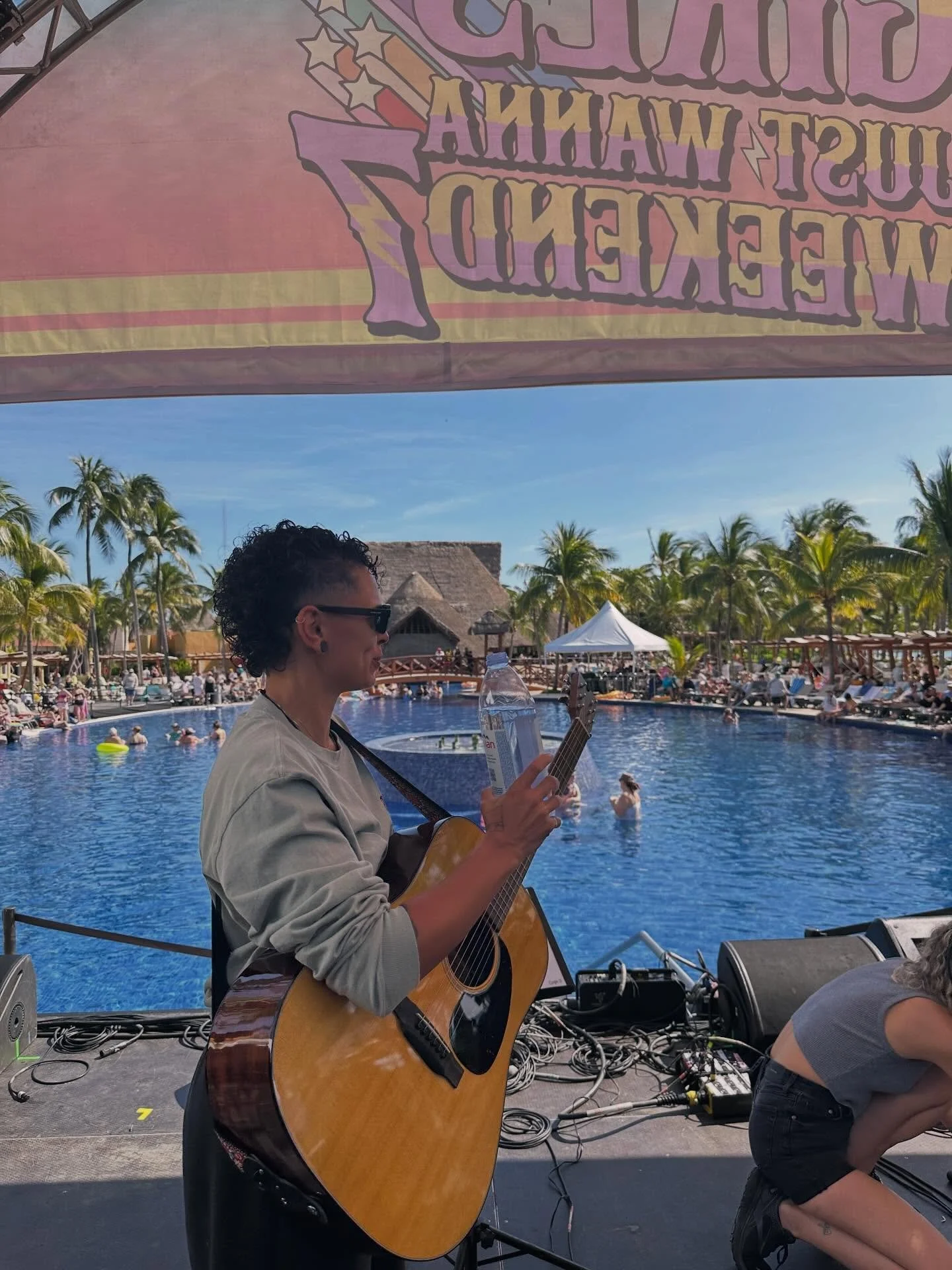 There it is 📍
&bull;
&bull;
We cried, we laughed, we hot-tub time machine&rsquo;d. 
We lost a hat 🥺but we found the most magical place on earth___the safest place you&rsquo;ll ever go, the largest amount of love you could ever feel in one room. 
Yo