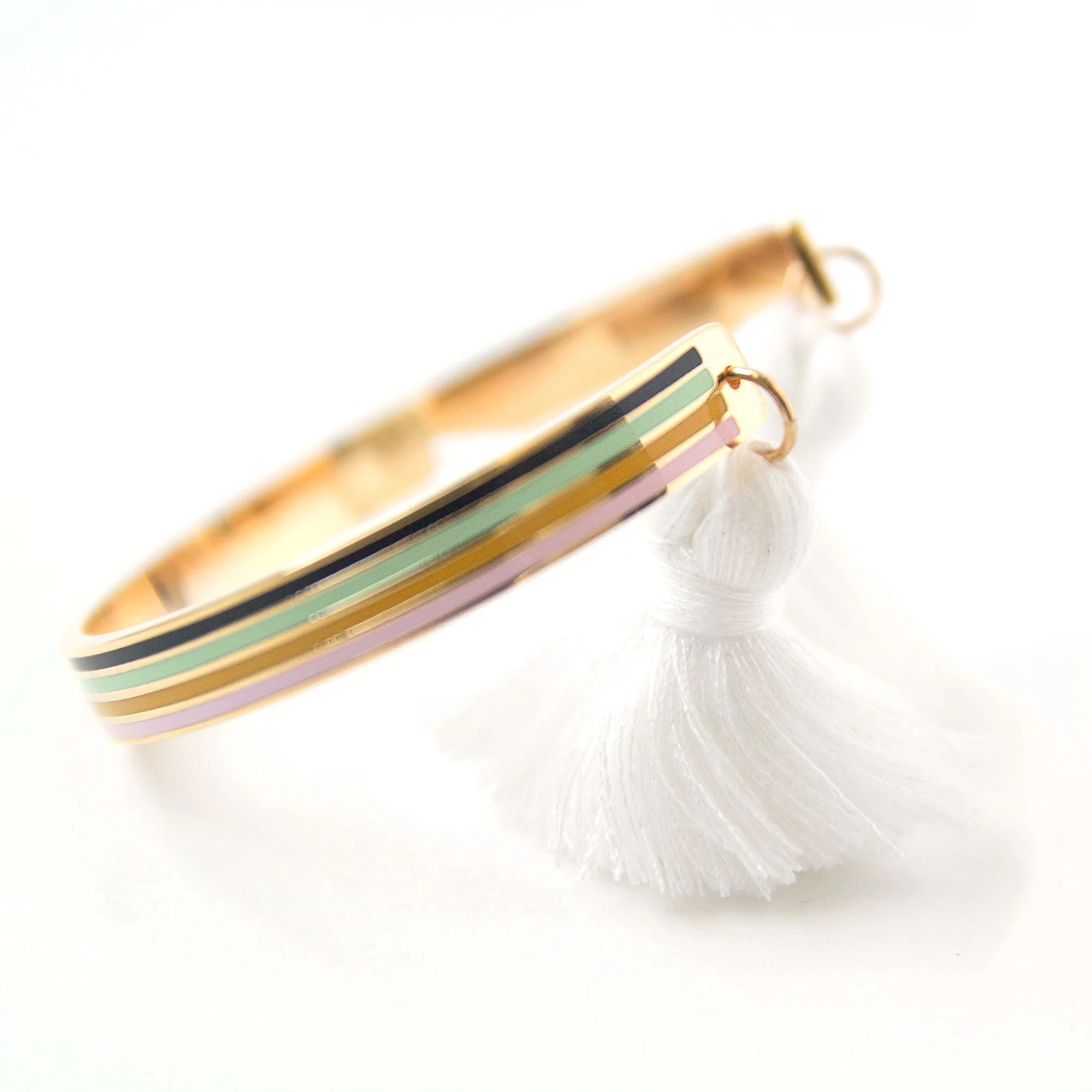 fresherthan-rainbow-bracelet-6.jpg