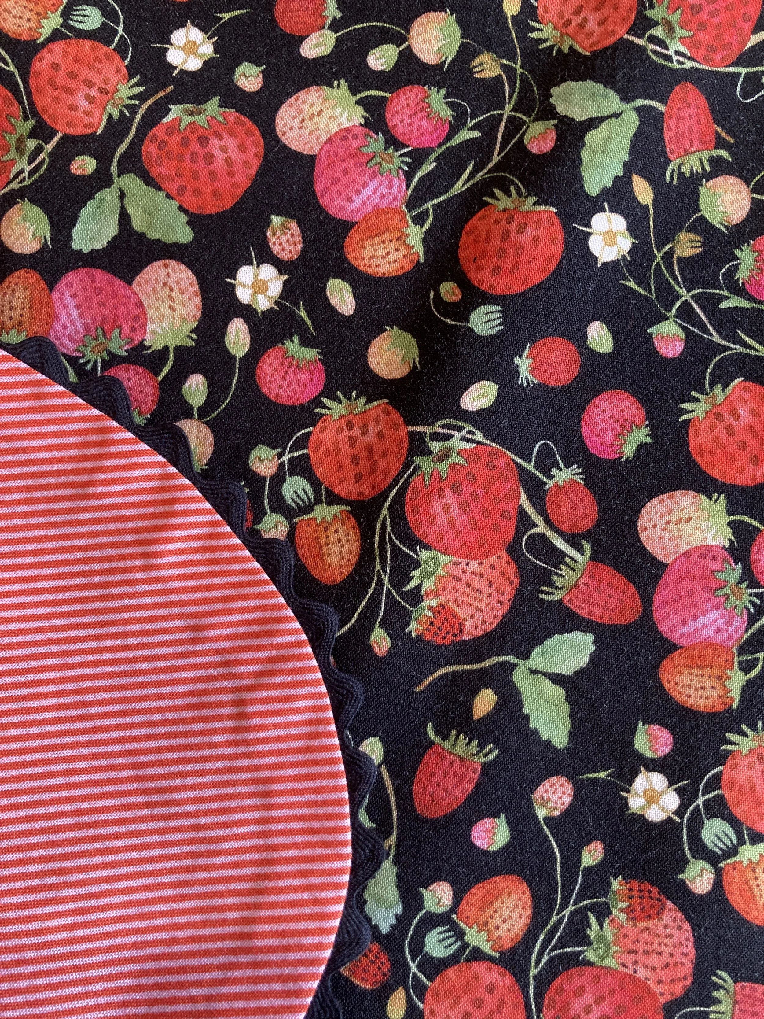 strawberry detail-E.JPG