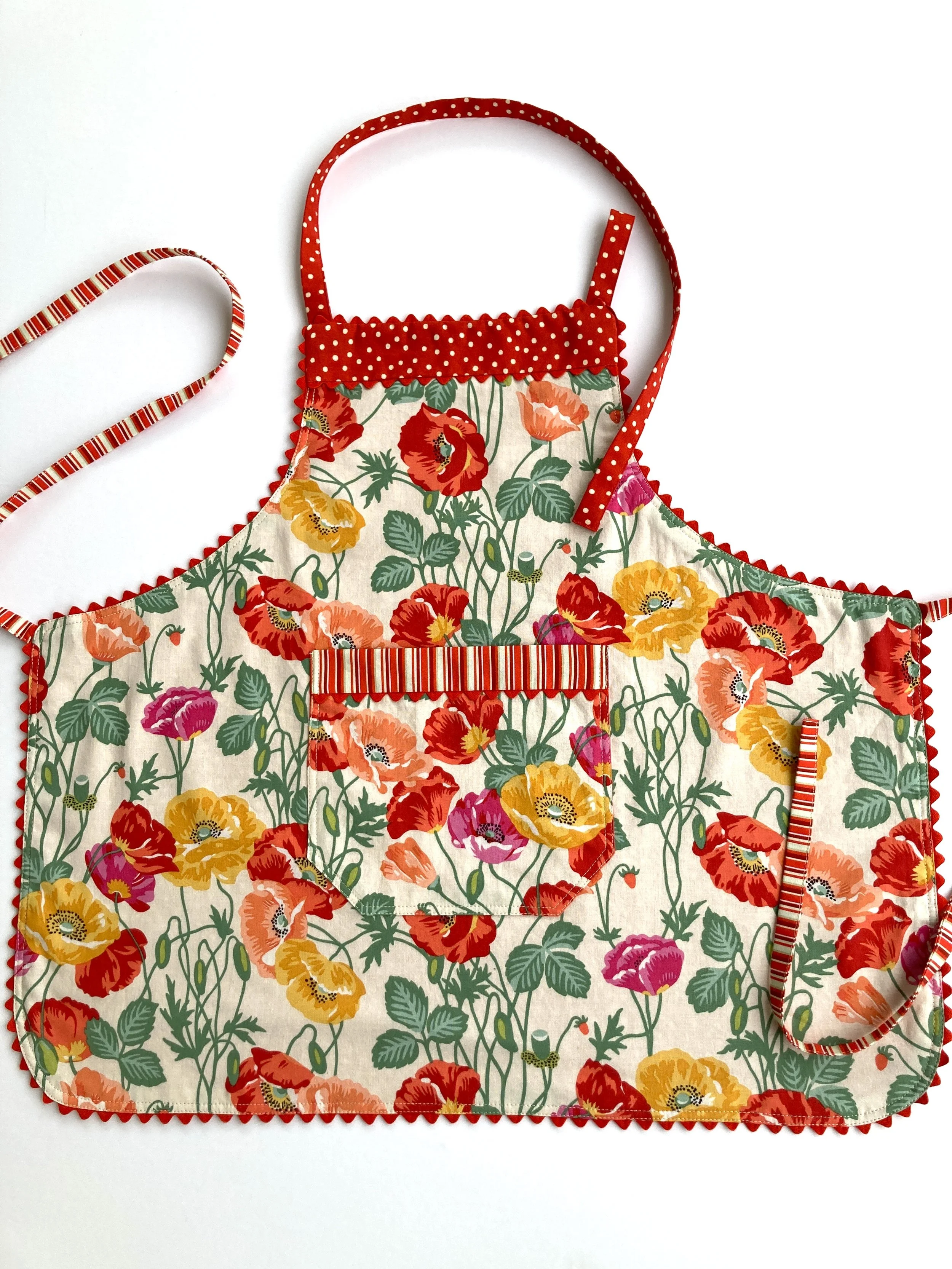 childrens garden poppy-E.JPG