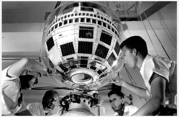 Engineers at work on the Telstar 1 satellite at NYC's Bell Labs