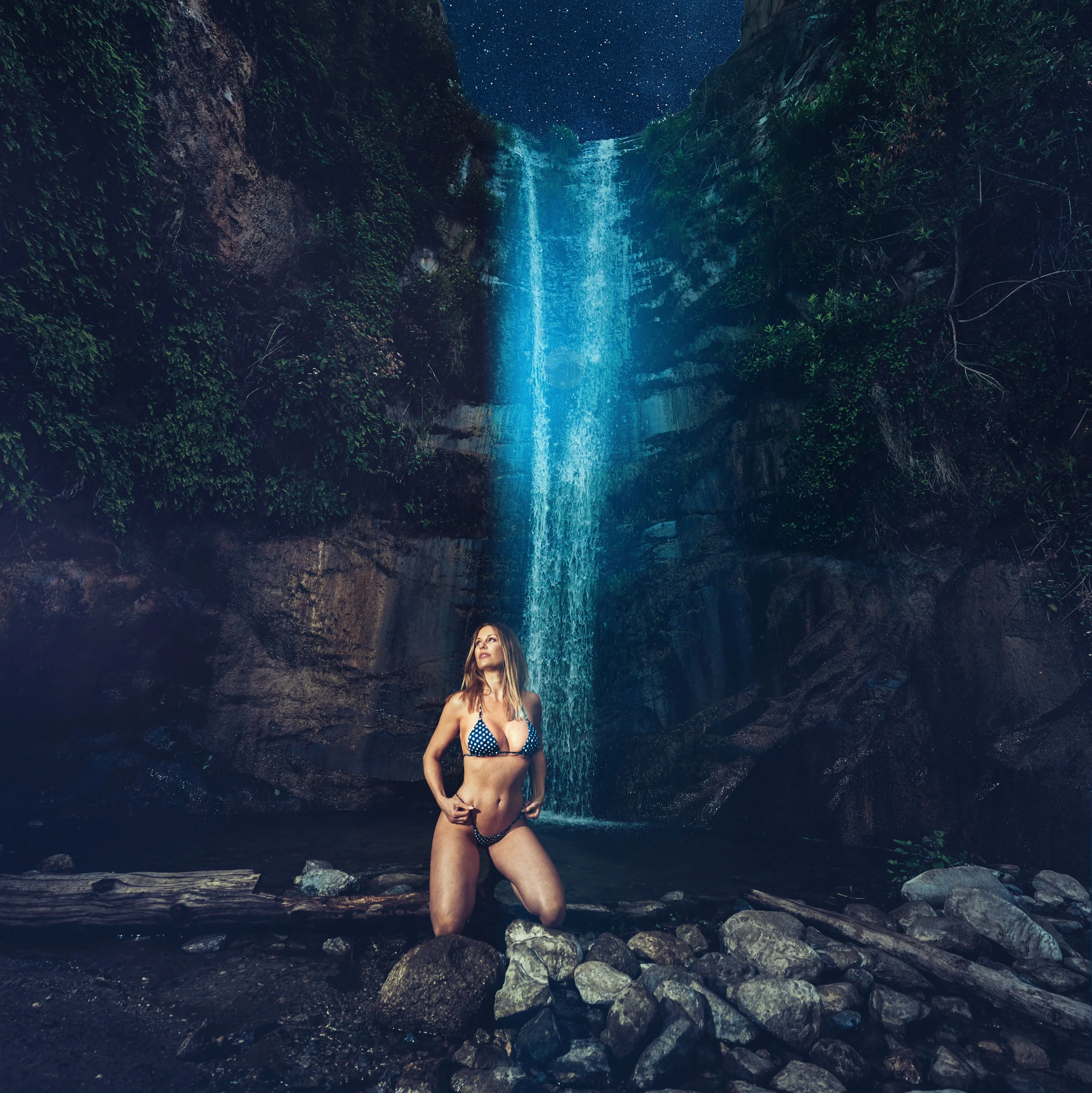 Zsofi waterfall ffinal final.jpg