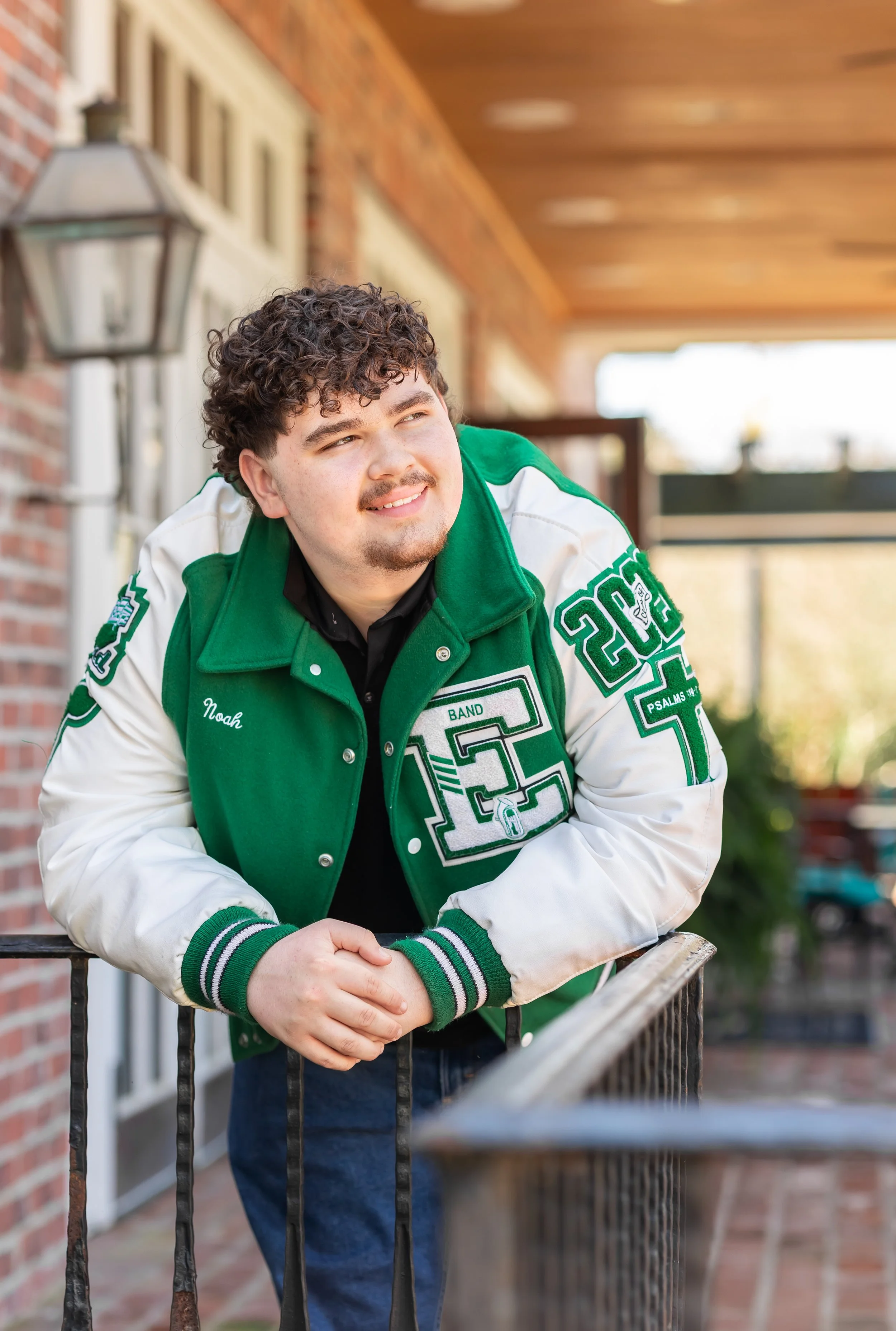 Noah Senior-48.jpg