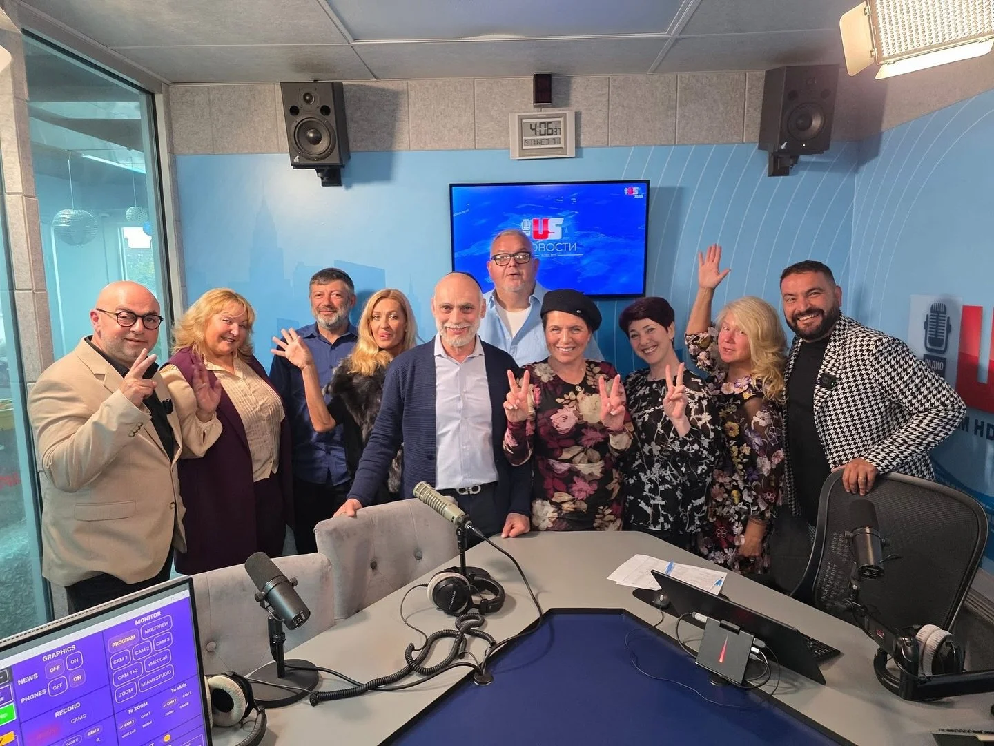 Wha an amazing Radio USA 15th year anniversary Marathon! #congratulations to @pekermananna on 15 years of excellence!!! P