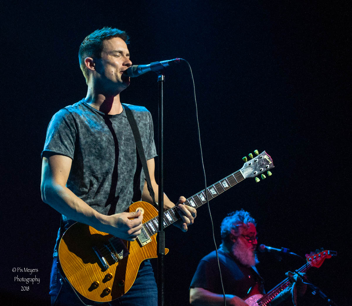 Jonny Lang-2.jpg